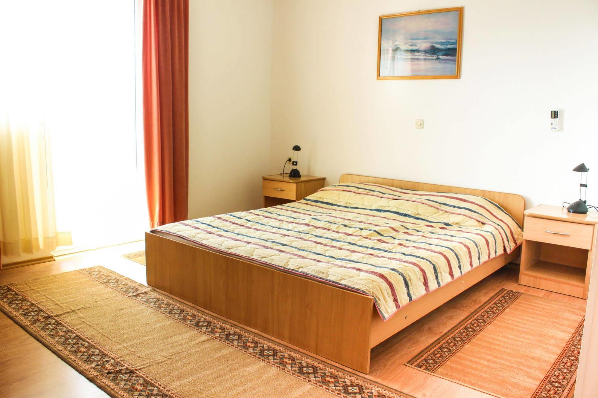 Hotel Tony Pag Town Zewnętrze zdjęcie