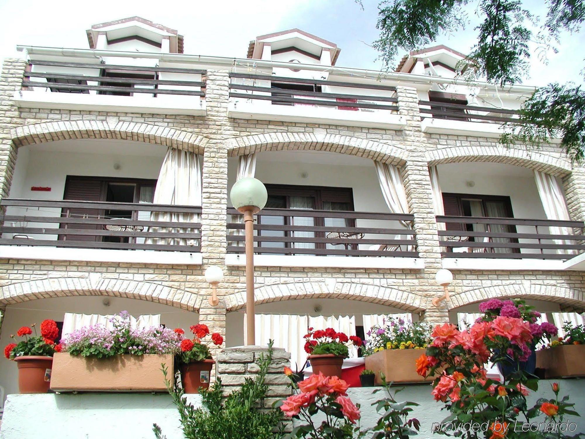 Hotel Tony Pag Town Zewnętrze zdjęcie